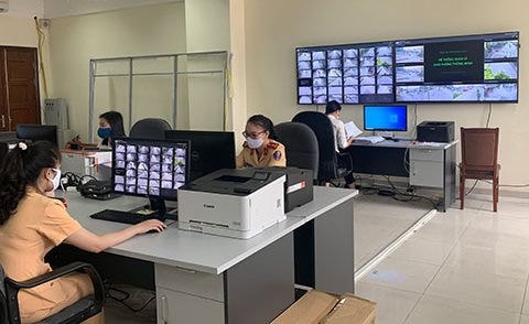 Công an Quảng Ninh đưa 35 camera giám sát giao thông vào vận hành trên Quốc lộ 18