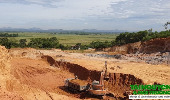 Thạch Thành (Thanh Hóa): Công ty "ăn đất", người dân "hít bụi"