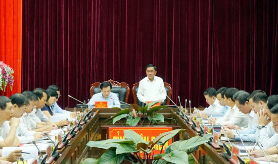 Bí thư Trung ương Đảng, Chủ nhiệm Ủy ban Kiểm tra Trung ương Trần Cẩm Tú kiểm tra công tác chuẩn bị Đại hội tại tỉnh Điện Biên