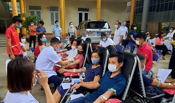 Điện Biên: Tiếp nhận 208 đơn vị máu trong chương trình “những giọt máu hồng hè 2020”