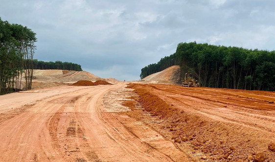 Điều chỉnh các bãi thải để phục vụ thi công dự án cao tốc Cam Lộ - La Sơn