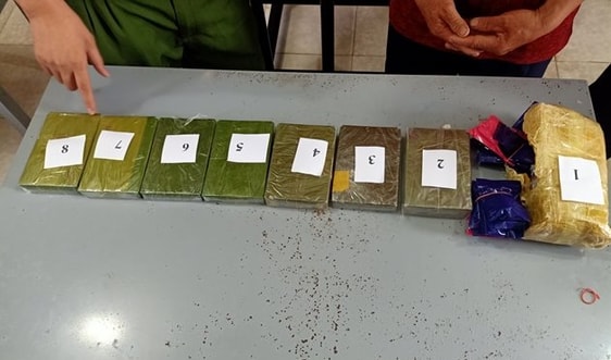 Phá thành công chuyên án 920C, bắt 2 đối tượng thu giữ 7 bánh heroin và 6.000 viên ma tuý tổng hợp