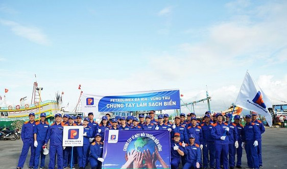 Petrolimex Bà Rịa- Vũng Tàu chung tay làm sạch môi trường biển 