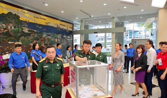 Cán bộ người lao động PetroVietnam dành gần 5 tỷ đồng ủng hộ đồng bào vùng lũ