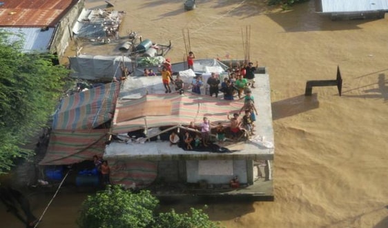 Bão Vamco đổ bộ Philippines: 67 người chết, gần 26.000 ngôi nhà bị phá hủy