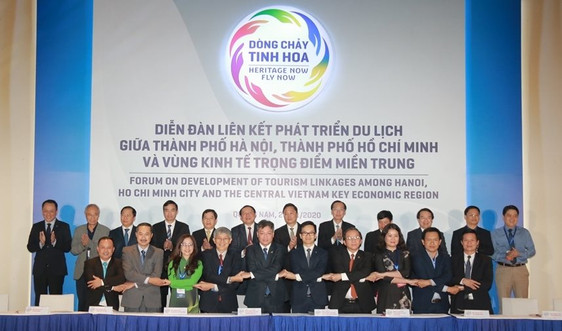 Hà Nội, TP.HCM và 5 tỉnh, thành miền Trung “bắt tay” phát triển du lịch