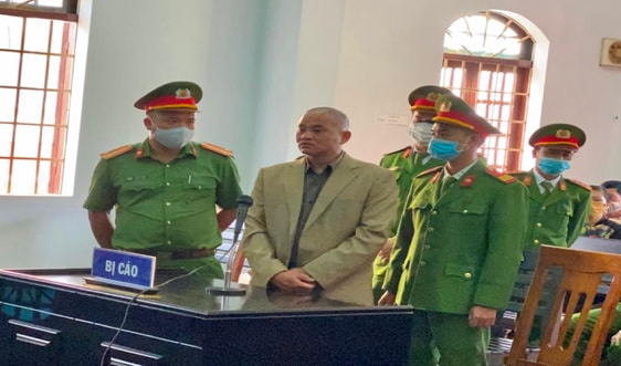 Đắk Nông: Xét xử vụ án nguyên Bí thư xã giết người phi tang xác