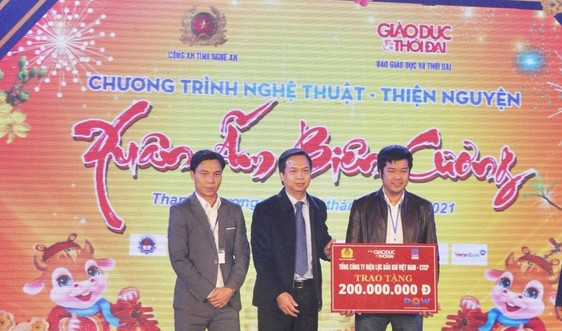 PV Power ủng hộ người nghèo tỉnh Nghệ An trong chương trình "Xuân ấm biên cương"