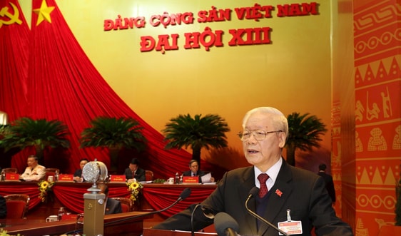 Tổng Bí thư, Chủ tịch nước Nguyễn Phú Trọng trình bày Báo cáo của Ban Chấp hành Trung ương Đảng khóa XII về các Văn kiện trình Đại hội XIII