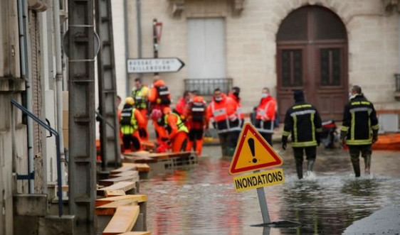 Lũ lụt lớn tại Tây Nam nước Pháp, Paris trong tình trạng báo động