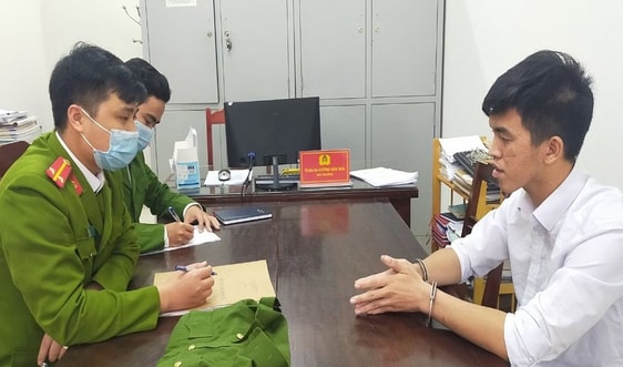 Thanh Hóa: Bắt giữ kẻ giả danh Công an để lừa tiền phụ nữ