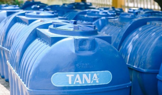 Tân Á Đại Thành tặng 25 bồn nước cho Làng Hạnh phúc (Quảng Nam)