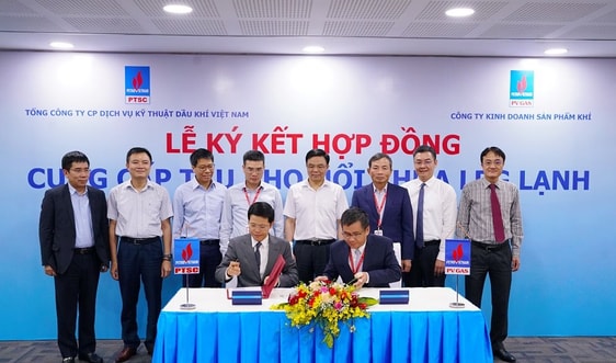 PV GAS và PTSC ký kết Hợp đồng cung cấp tàu kho nổi chứa LPG lạnh tại khu vực phía Bắc