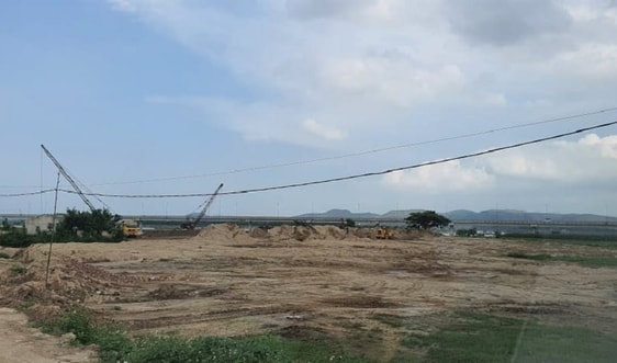 Tiếp bài “Cần mạnh tay với hành vi lấn chiếm đất nông ngiệp trái phép làm bến VLXD Phú Xuân”: Đã dọn sạch cát phần lấn chiếm
