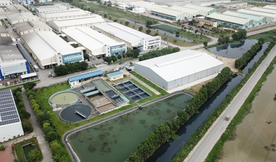 Bắc Ninh: Dòng kênh nằm cạnh KCN Đại Đồng – Hoàn Sơn nước đen kịt, bốc mùi hôi thối