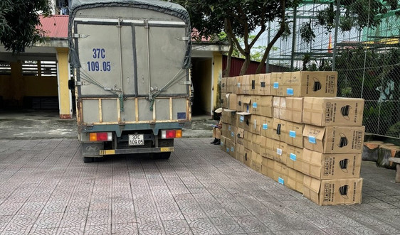 Hà Tĩnh: Hơn 122 ngàn khẩu trang không rõ nguồn gốc  bị thu giữ khi đang trên đường đi tiêu thụ