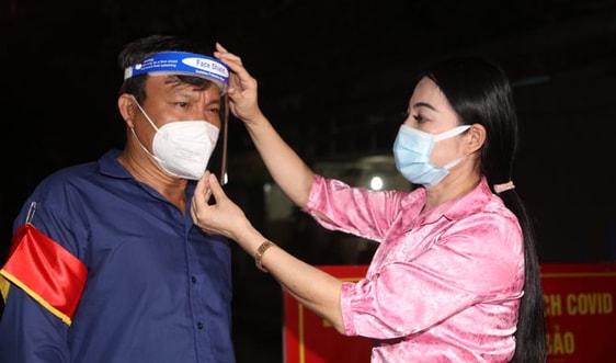  Bí thư Tỉnh ủy Vĩnh Phúc thăm, kiểm tra các lực lượng phòng, chống dịch