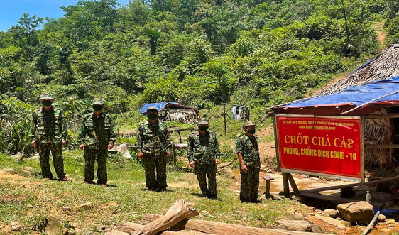 Những chốt kiểm soát giữa dãy núi Trường Sơn của chiến sỹ Đồn biên phòng Ra Mai