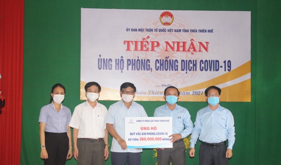 Thừa Thiên Huế: Quyên góp, ủng hộ quỹ vắc - xin phòng COVID - 19