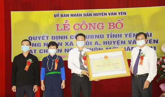 Xã Ngòi A đón bằng công nhận đạt chuẩn nông thôn mới 