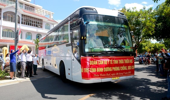 Y, bác sĩ Thừa Thiên Huế lên đường hỗ trợ tỉnh Bình Dương phòng, chống COVID-19