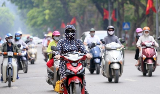 Dự báo thời tiết ngày 8/8/2021: Hà Nội ngày nắng nóng, chiều tối có mưa dông