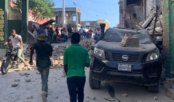Hơn 300 người thiệt mạng, hàng nghìn người bị thương do động đất ở Haiti