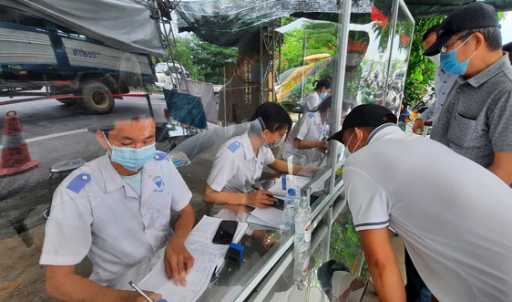 Thái Bình: Xử phạt tài xế xe “luồng xanh” chở người từ vùng dịch về địa phương