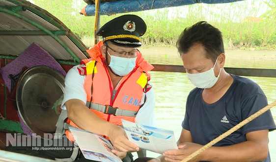 Ninh Bình: Phát hiện trường hợp vi phạm trong khai thác thuỷ sản trên sông Đáy