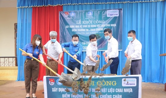 Sơn La: Khởi công xây dựng nhà vệ sinh chống rác thải nhựa cho học sinh vùng DTTS