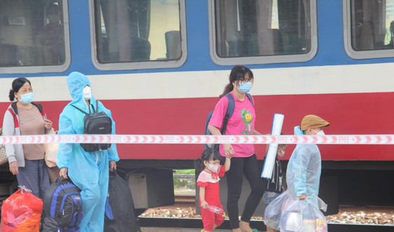 Thừa Thiên – Huế đón 600 công dân về quê miễn phí bằng tàu hỏa