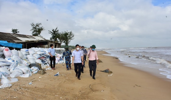 Thừa Thiên - Huế: Khẩn trương khắc phục nhiều điểm sạt lở sau mưa lũ