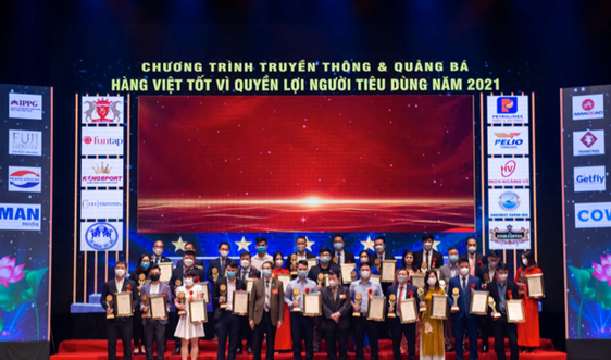 AMACCAO nhận cú đúp giải thưởng Thương hiệu vàng Việt Nam 2021