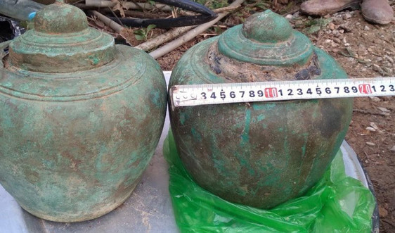 Quảng Ninh: Phát hiện 2 hũ kim loại cổ ở Khu Di tích lịch sử và danh thắng Yên Tử