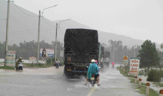 Bình Định: Mưa lớn gây thiệt hại về người và tài sản