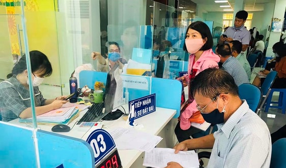 Nộp hồ sơ giải quyết thủ tục cấp đổi, cấp lại GCN: Người sử dụng đất được lựa chọn nơi nộp