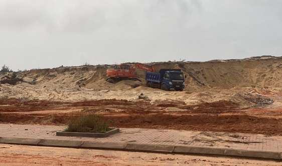 Quảng Bình: Chưa có quyết định giao đất, giấy phép khai thác khoáng sản đã ồ ạt thi công