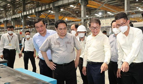 Thủ tướng thăm nhà máy sản xuất lắp ráp ô tô, xe máy của Tập đoàn Thaco