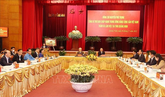 Tổng Bí thư Nguyễn Phú Trọng làm việc với lãnh đạo chủ chốt tỉnh Quảng Ninh