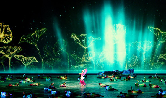Sea Games 31: Hình ảnh ấn tượng và đầy màu sắc tại Lễ khai mạc