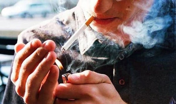 Mơ hồ như khói thuốc