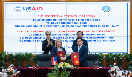 USAID tài trợ 65 triệu USD cho thích ứng biến đổi khí hậu và chống buôn bán động vật hoang dã tại Việt Nam