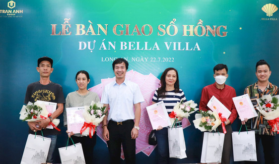 Trần Anh Group chính thức bàn giao sổ hồng dự án Bella Villa