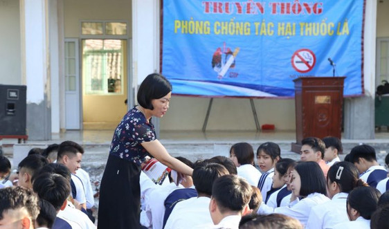 Đưa nội dung giảng dạy về phòng, chống tác hại thuốc lá vào trường học
