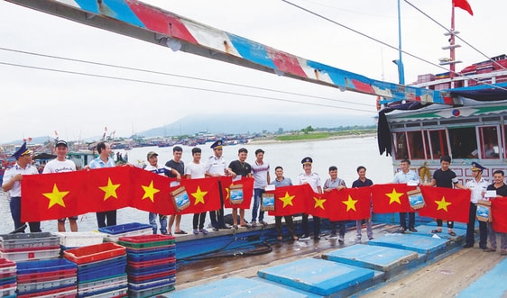 Tuyên truyền, phổ biến Luật Cảnh sát biển Việt Nam: Xây dựng, bảo vệ an ninh chủ quyền biển đảo