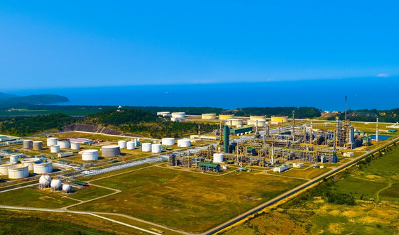 Nhà máy Lọc dầu Dung Quất – Điểm sáng trong sự phát triển của tỉnh Quảng Ngãi