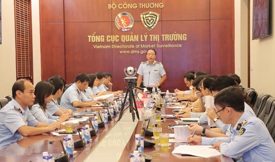 Nghiêm khắc xử lý các vi phạm trong kinh doanh xăng dầu