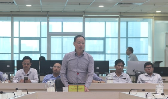 Tập trung cảnh báo tới các địa phương tình hình gió ở ven biển và trên bờ