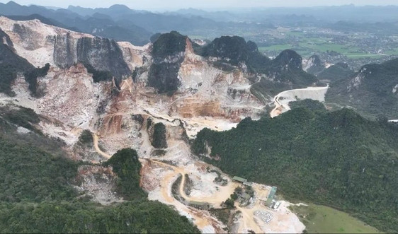 Nghệ An: Tan hoang những ngọn núi ở vùng "rốn khoáng" Quỳ Hợp