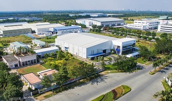 Doanh nghiệp có vốn đầu tư nước ngoài có được nhận chuyển nhượng quyền sử dụng đất để xây dựng trụ sở?